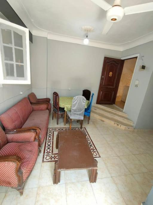 وحده سكنيه مشتركه بها 3 سراير كبار الدور الارضي Apartamento Alexandria Exterior foto